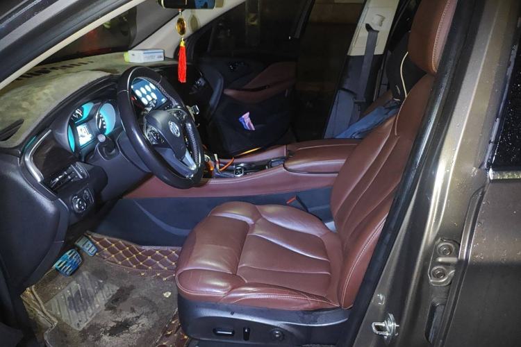 Used Buick Envision 2017 28T Four-Wheel Drive Luxury Model
