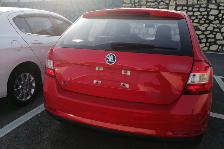 Used Skoda Rapid Spaceback 2016 Revised Version 1.6L Automatic Front-Drive Edition