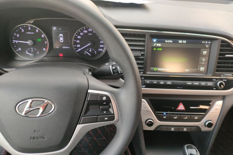 Used Hyundai Elantra 2016 1.6L Automatic ZhiXuan – Elite Version
