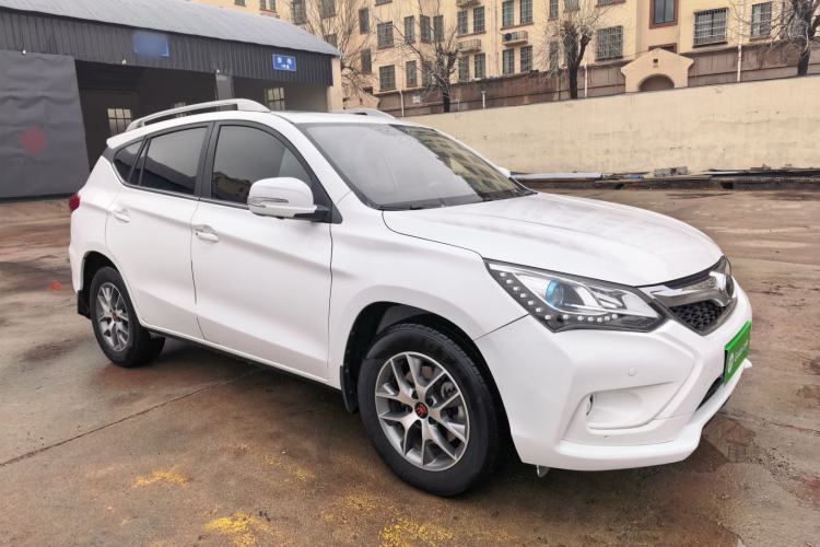 Used BYD Song 2016 GaiShi Edition 1.5TI Manual Elite Model
