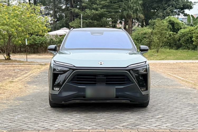 Used Nio ES8 2020 450 km Signature Edition 7-Seater Version
