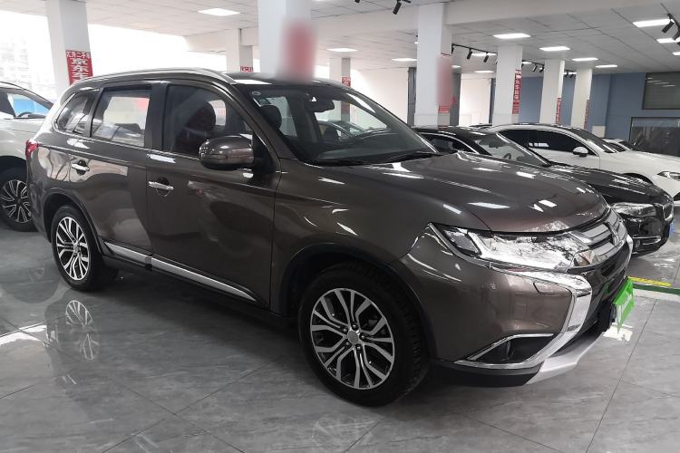 Used Mitsubishi Outlander 2016 2.4L 4x4 Elite Edition 5 Seats