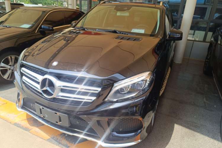 Used Mercedes-Benz GLE 2015 GLE 400 4MATIC
