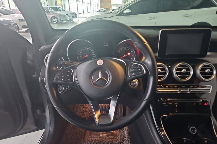 Used Mercedes-Benz GLC 2017 GLC 200 4MATIC
