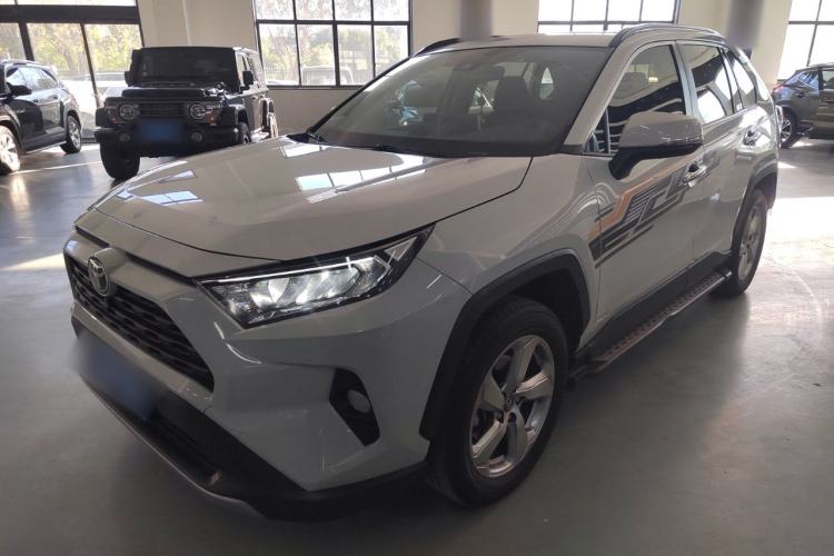 Used Toyota RAV4 2021 2.0L CVT Two-Wheel Drive Fashion Edition