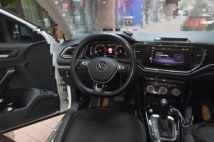 Used Volkswagen T-ROC 2021 280TSI DSG Two-Wheel Drive Comfort Connect Edition