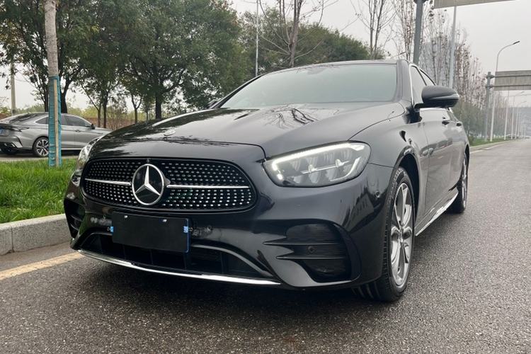 Used Mercedes-Benz E-Class 2021 E 300 L Sporty and Stylish Model
