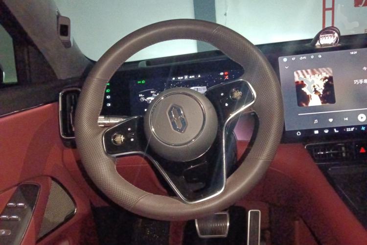 Used Hima AITO M8 2025 Extended-Range Max+ Version 53.4 kWh 6-Seater Edition
