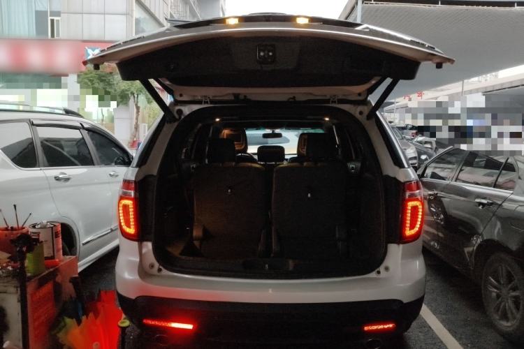 Used Ford Explorer 2013 3.5L Deluxe Model