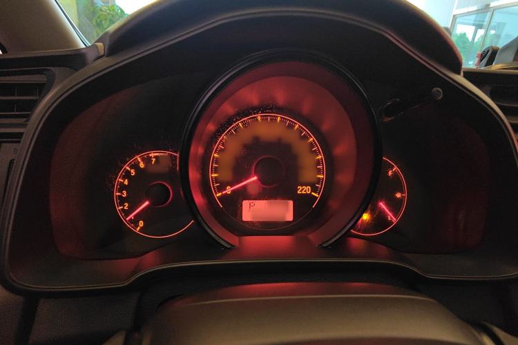 Used Honda Fit 2016 1.5L LX CVT Comfort Model
