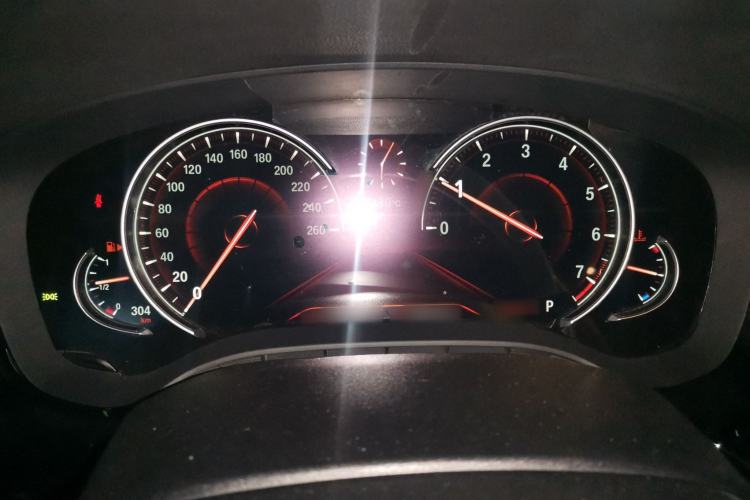 Used BMW 5 Series 2018 Restyled 530Li Leading Edition M Sport Package
