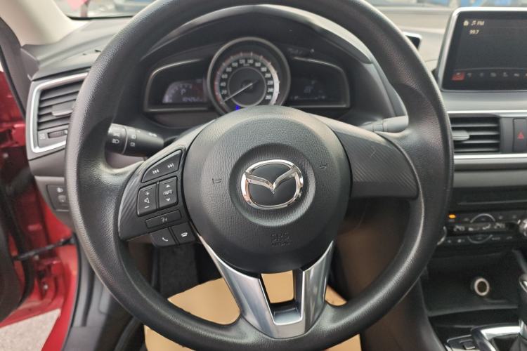Used Mazda Mazda 3 Axela 2016 Sedan 1.5L Automatic Luxury Model