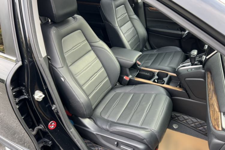 Used Honda CR-V 2017 240TURBO CVT Front-Wheel Drive Fashion Edition