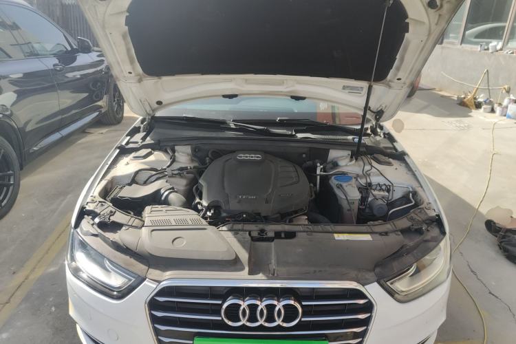 Used Audi A4L 2016 35 TFSI Collector's Edition Automatic Standard Model
