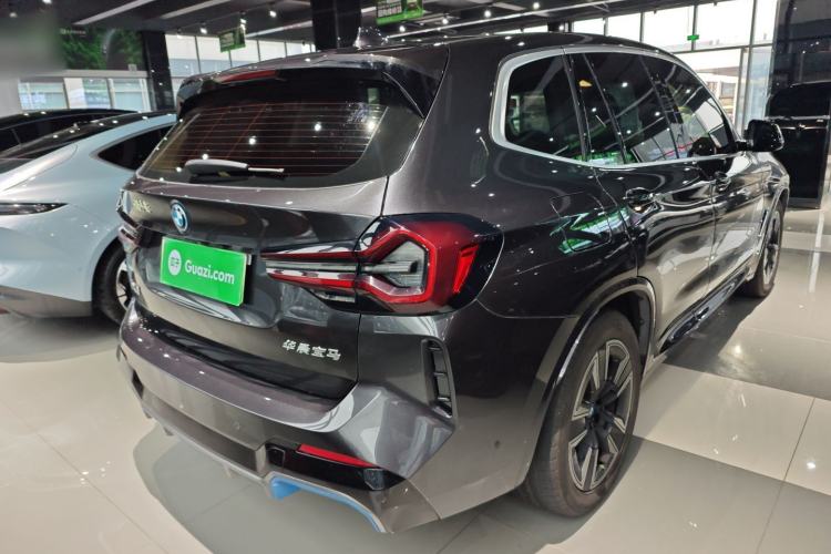 Used BMW iX3 2022 Leading Model
