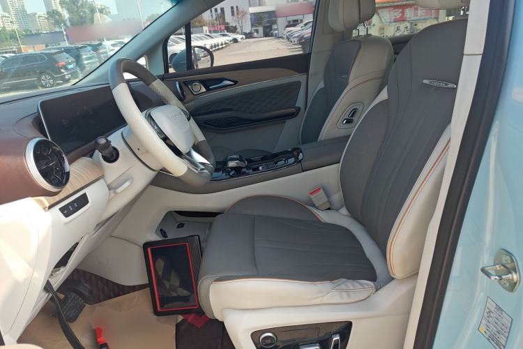 Used FORTHING Yacht 2022 1.5T DCT Chasing-the-Waves Edition