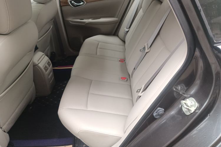 Used Nissan Sylphy 2014 1.6XV CVT Deluxe Edition
