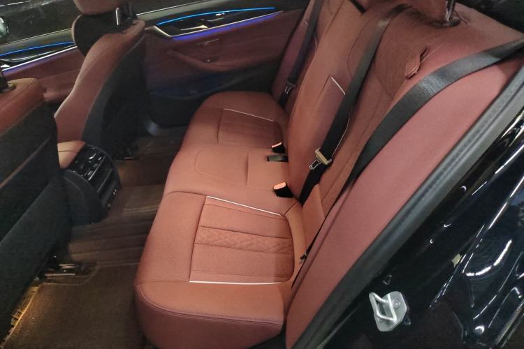 Used BMW 5 Series 2022 Second Facelift 525Li M Sport Package