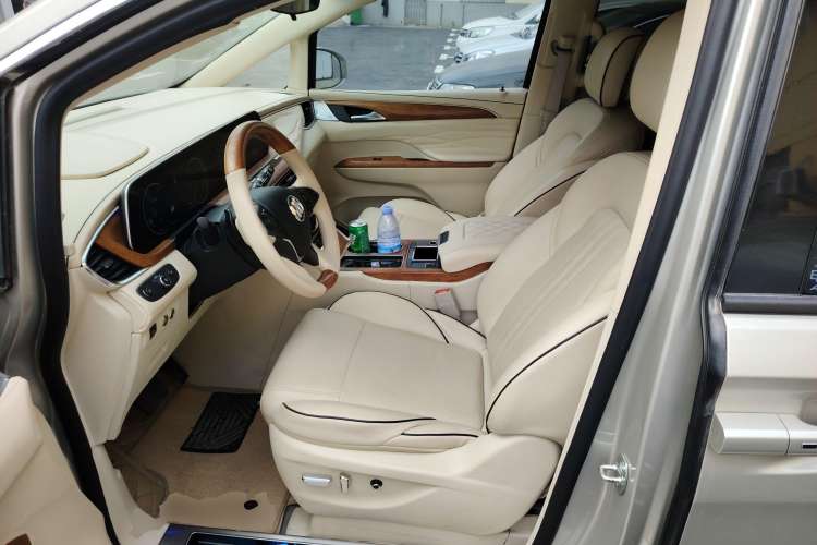 Used Buick GL8 2022 ES Landtrek 653T Comfort Edition
