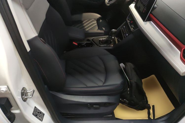 Used Volkswagen Tharu 2023 300TSI Two-Wheel-Drive Moon Luxury Edition