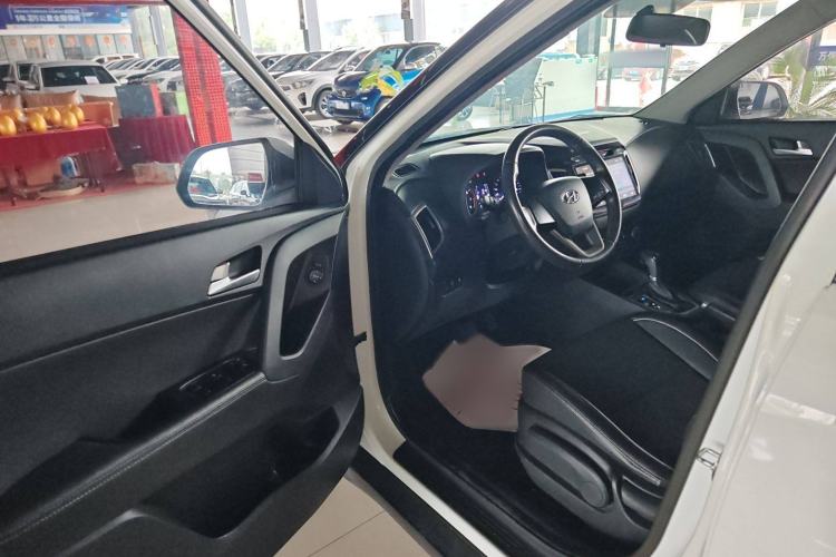 Used Hyundai ix25 2015 1.6L Automatic Two-Wheel Drive Smart GLS Trim