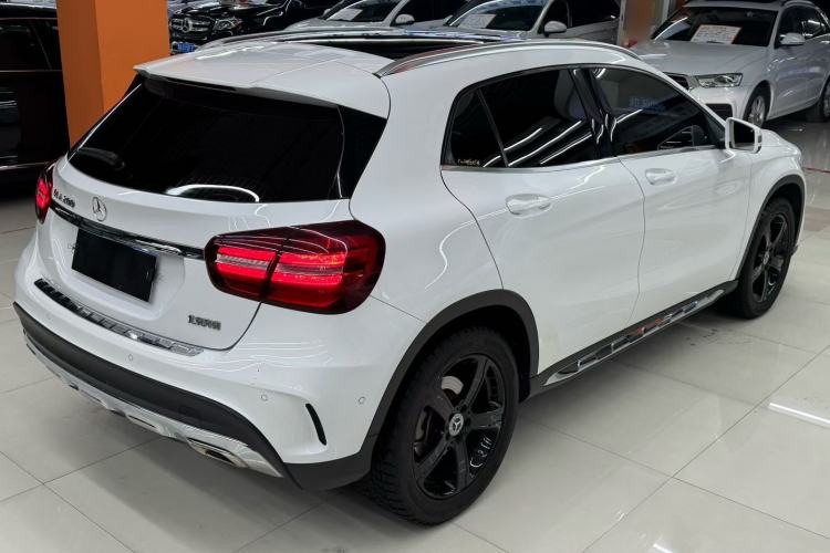 Used Mercedes-Benz GLA 2019 GLA 200 Fashion Model
