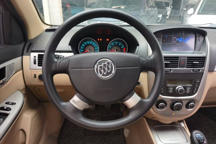 Used Buick Excelle 2013 1.5L Manual Classic Model
