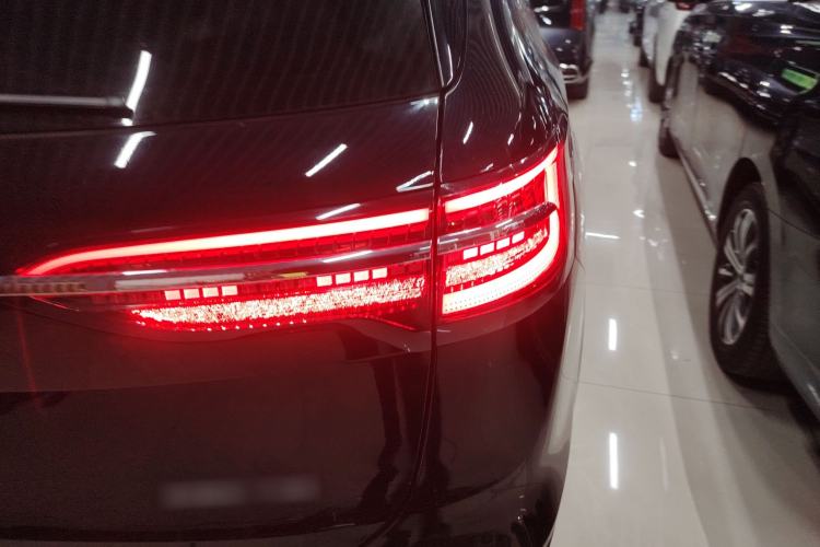 Used Volkswagen Viloran 2022 330TSI Luxury Edition
