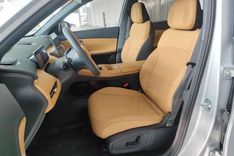 Used  Galaxy Xingjian 7 EM-i 2025 120km Exploration+ Version
