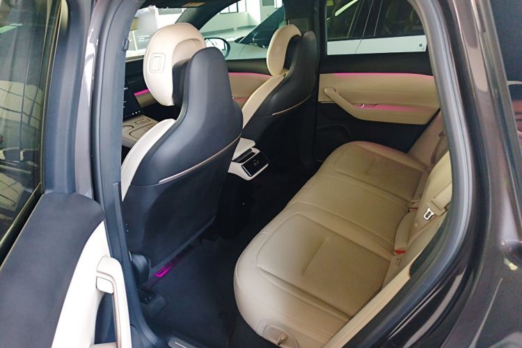 Used Nio ES6 2024 75 kWh
