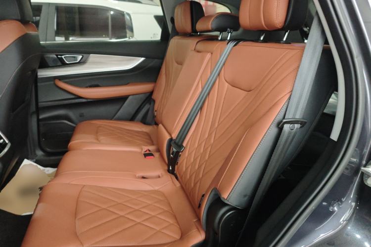 Used Chery Tiggo 8 PLUS 2021 290TGDI DCT Luxury Edition
