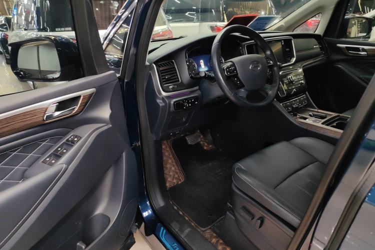 Used GAC Trumpchi M8 2020 390T Deluxe Edition
