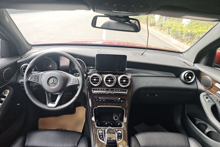 Used Mercedes-Benz GLC 2016 GLC 260 4MATIC Dynamic Edition
