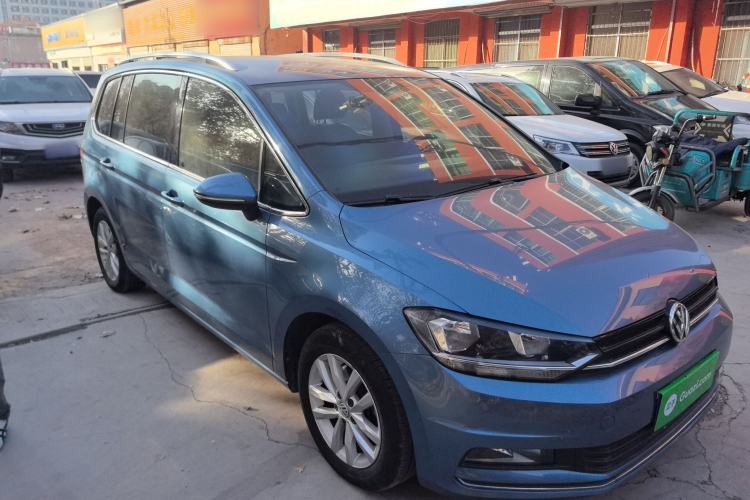 Used Volkswagen Touran 2016 Volkswagen Touran L 280TSI DSG Comfort Edition
