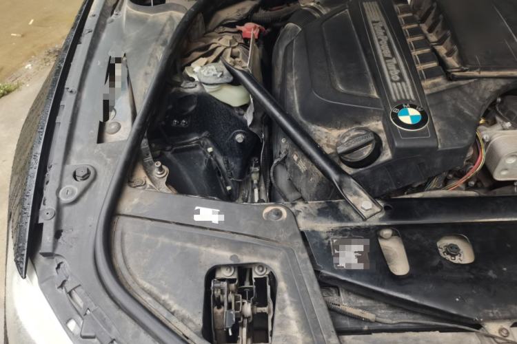 Used BMW 5 Series 2014 535Li Leading Model
