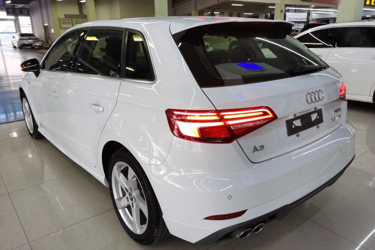 Used Audi A3 2019 Sportback 35 TFSI Fashion Edition China V