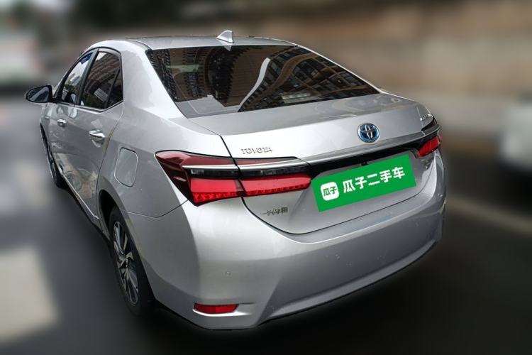 Used Toyota Corolla 2018 Dual-Engine 1.8L E-CVT Smart Edition
