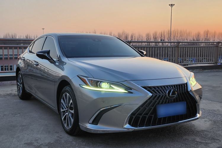 Used Lexus ES 2023 200 Excellence Edition