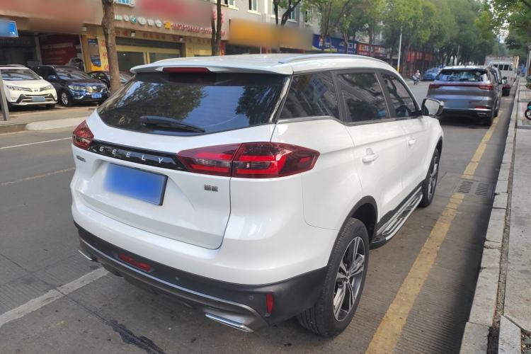 Used Geely Auto Emgrand X7 Sport 2022 1.8TD DCT Zhiya Trim
