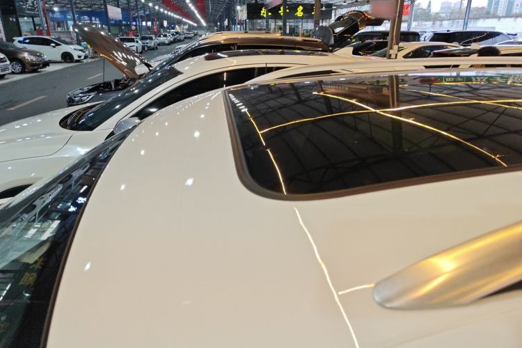 Used Volkswagen Tiguan L 2017 330TSI Automatic Two-Wheel Drive Luxury Edition