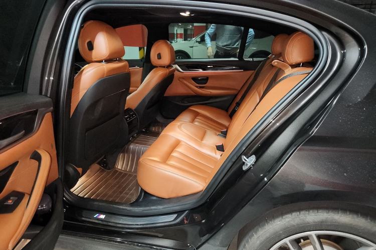 Used BMW 5 Series 2018 525Li M Sport Package