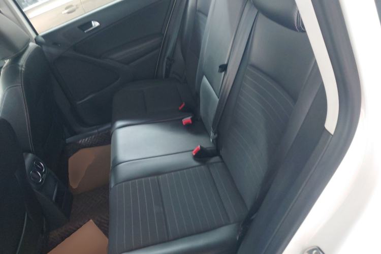 Used Volkswagen Tiguan 2017 300TSI Automatic Two-Wheel Drive Silk Road Luxury Edition
