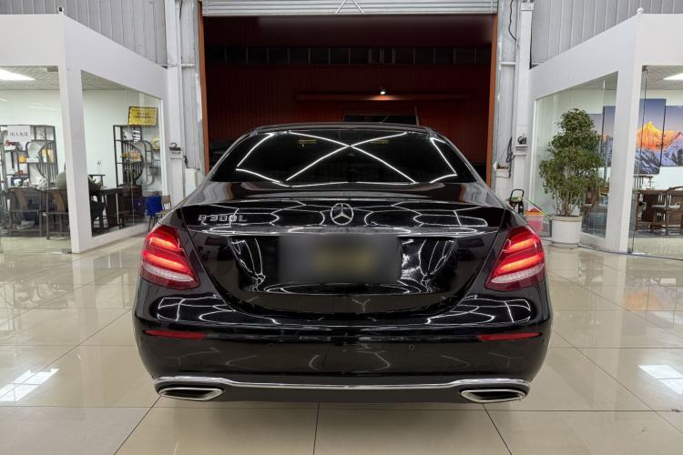 Used Mercedes-Benz E-Class 2020 E 260 L
