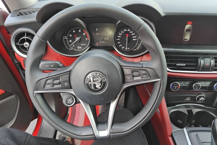 Used Alfa Romeo Stelvio 2017 2.0T 200HP Elite Edition
