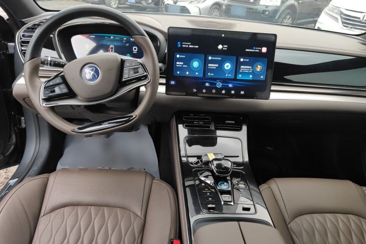 Used BYD Han 2023 DM-i Champion Edition 121KM Prestige Model
