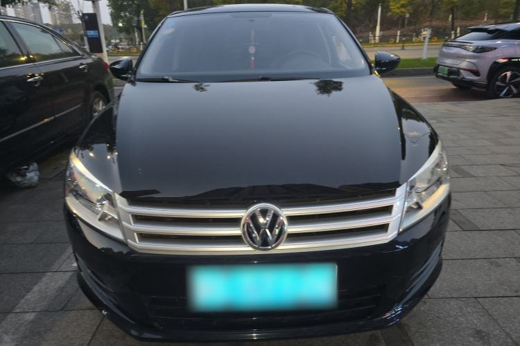 Used Volkswagen Santana 2015 1.6L Manual Fashion Edition
