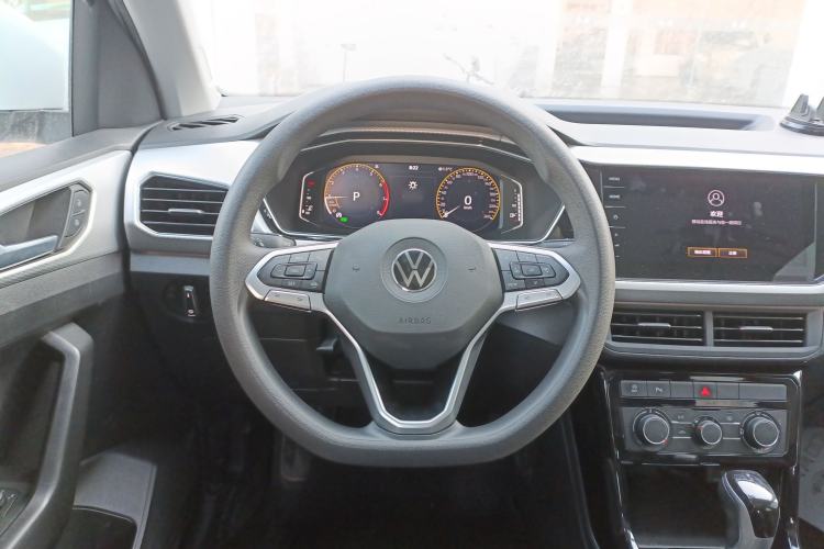 Used Volkswagen Tacqua 2023 200TSI DSG Joy-Connect Edition
