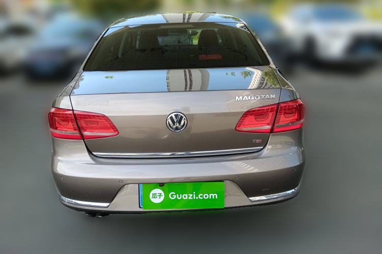 Used Volkswagen Magotan 2015 1.8TSI Advanced Model
