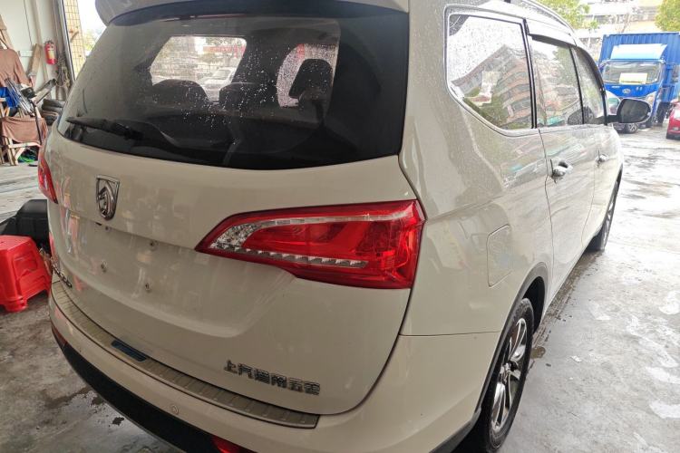 Used Baojun 730 2017 1.5T DCT Fashion Edition 7-Seater China V Emission Standard