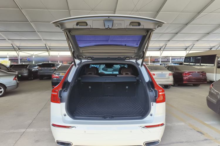 Used Volvo XC60 2021 T5 4x4 Smart Luxury Edition
